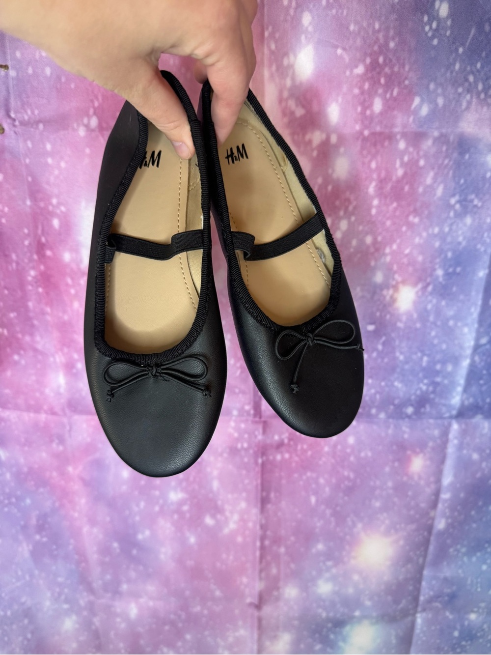Girls H&M flats never worn